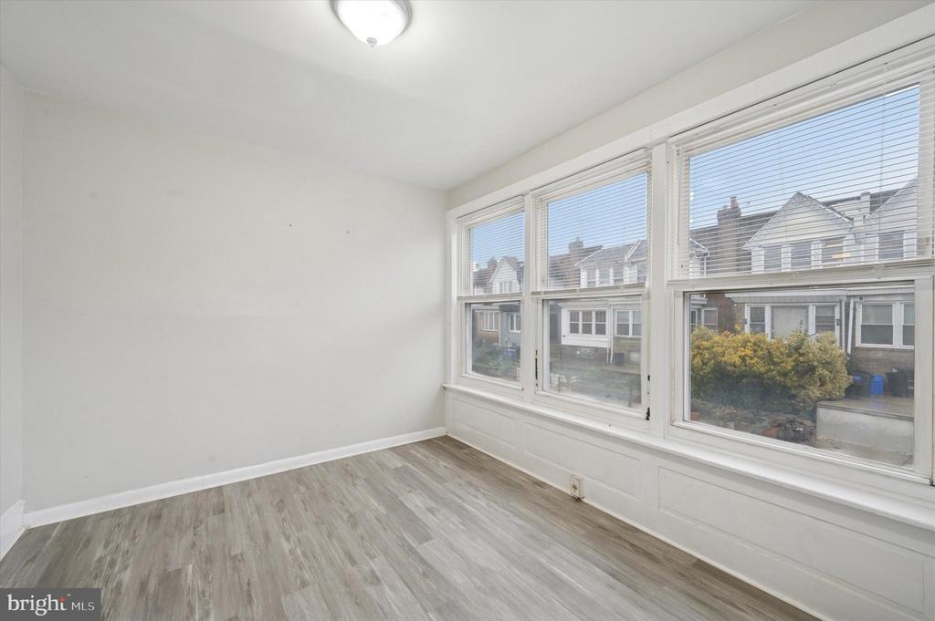 6619 Guyer Ave in Philadelphia, PA - Building Photo