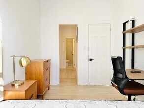 Furnished room/NOT APARTMENT in Brooklyn, NY - Building Photo - Building Photo