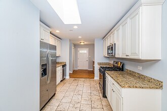 1767 E Cree Ln in Mount Prospect, IL - Building Photo - Building Photo