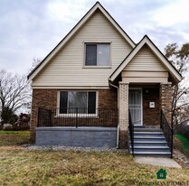 This beautifully updated 4-bedroom, 2-bath single-family home is ready for move-in! in Detroit, MI - Building Photo