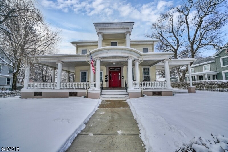 137 Belvidere Ave in Washington, NJ - Building Photo