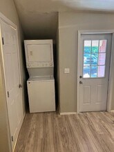 1209 Earl St in Commerce, TX - Building Photo - Building Photo