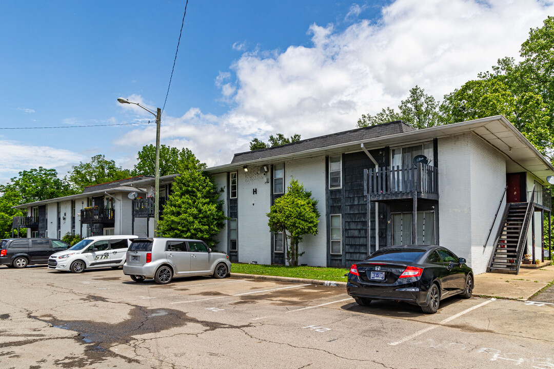 Pagoda Condominiums in Nashville, TN - Building Photo