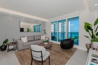 200 23rd St, Unit 739 in Miami Beach, FL - Foto de edificio - Building Photo