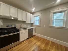 11 Belmont Sq, Unit 1 in Somerville, MA - Building Photo
