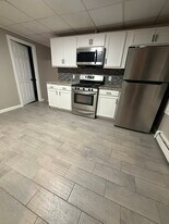 603 County St in Fall River, MA - Building Photo