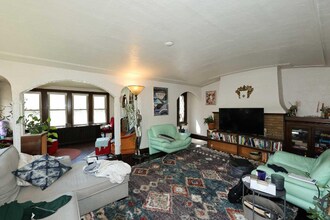 1818-1820-1820 E Newberry Blvd in Milwaukee, WI - Building Photo - Building Photo