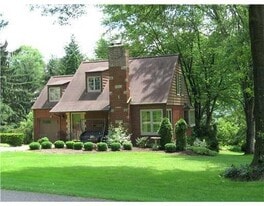 4031 Circle Dr in Bakerstown, PA - Building Photo