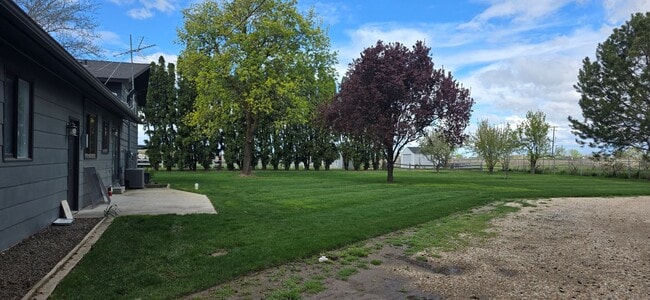 6922 Ustick Rd in Nampa, ID - Building Photo - Building Photo