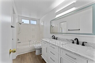 29160 Flowerpark Dr in Santa Clarita, CA - Building Photo - Building Photo