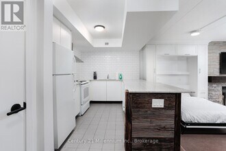 107 Ann Heggtveit Dr in Blue Mountains, ON - Building Photo - Building Photo