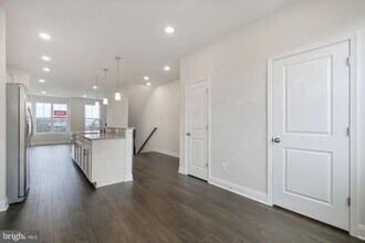 527 E 7th St in Frederick, MD - Building Photo - Building Photo