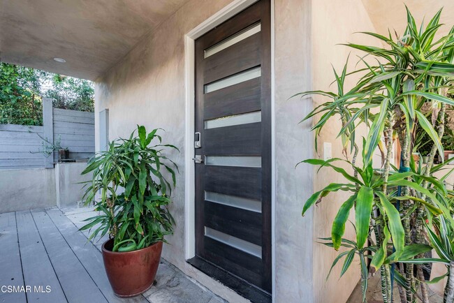 116 S Glenroy Ave in Los Angeles, CA - Building Photo - Building Photo