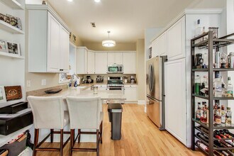 2833 N Burling St in Chicago, IL - Building Photo - Building Photo