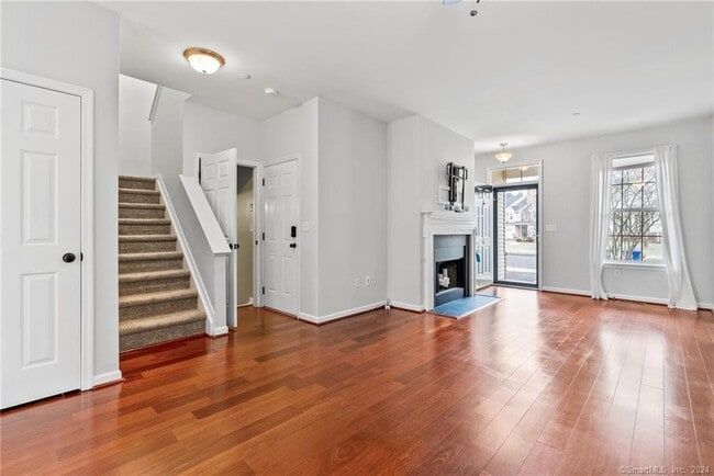 6 Rhodora Terrace in Windsor, CT - Building Photo - Building Photo