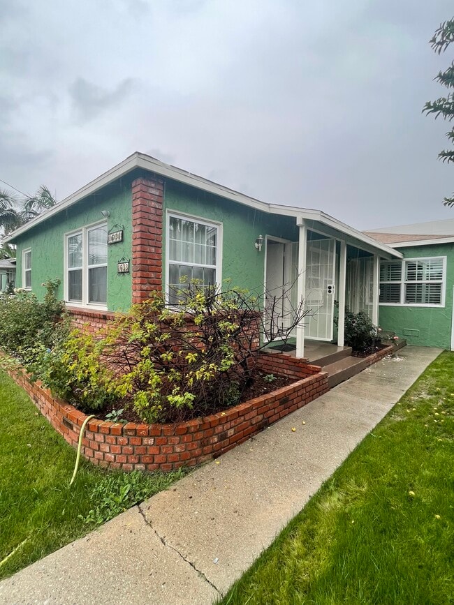 1631 Del Amo Blvd, Unit 1631 in Torrance, CA - Building Photo - Building Photo