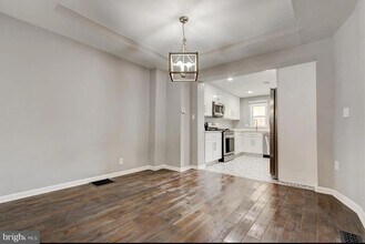 111 Bloomsberry St in Baltimore, MD - Building Photo - Building Photo