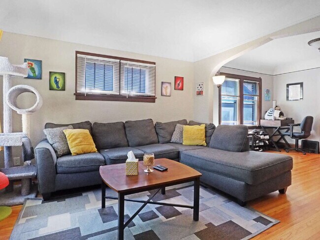 5230 Xerxes Ave S in Minneapolis, MN - Building Photo - Building Photo