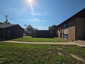 2438 S 10th St in Lincoln, NE - Building Photo - Building Photo
