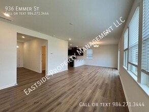 936 Emmer St in Rolesville, NC - Building Photo - Building Photo