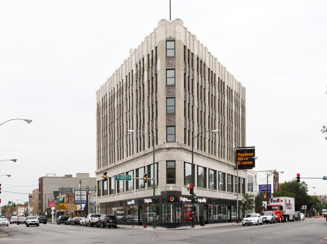 Hairpin Lofts in Chicago, IL - Building Photo - Building Photo
