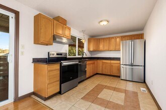 4240 S Orcas St in Seattle, WA - Building Photo - Building Photo