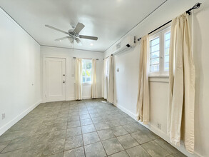 869 E Elizabeth St in Pasadena, CA - Building Photo - Building Photo