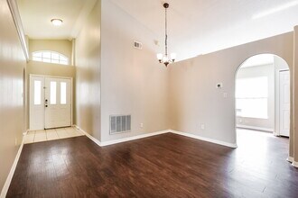 10733 Brown Trout Cir in Orlando, FL - Building Photo - Building Photo