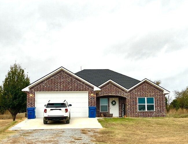 property at 384 Western Hills Dr