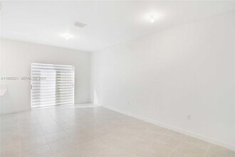 16270 SW 291st St in Homestead, FL - Building Photo - Building Photo