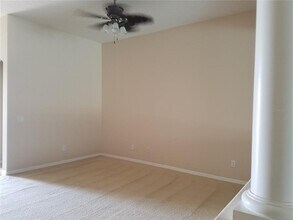 8715 Cambridge Pointe Ln in Orlando, FL - Building Photo - Building Photo