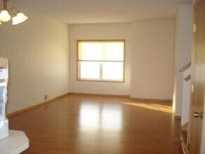 12178 Yancy St NE in Blaine, MN - Building Photo - Building Photo