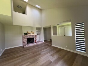 217 Ada Ave in Mountain View, CA - Building Photo - Building Photo