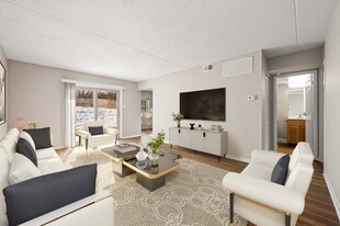 New Kent Apartments in West Chester, PA - Building Photo