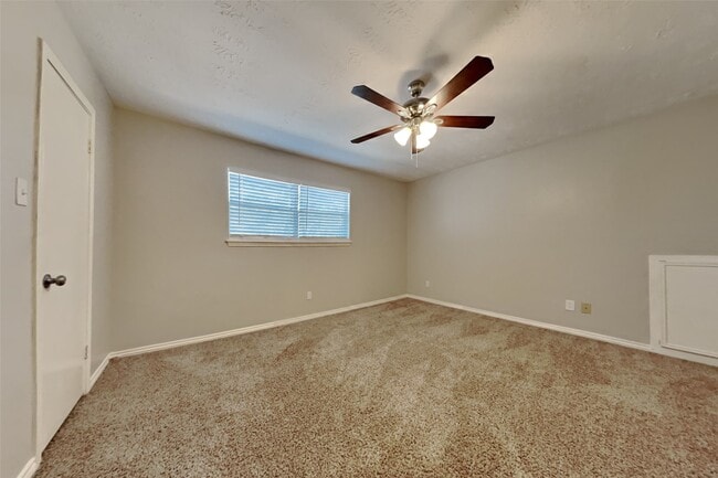 19022 White Candle Dr