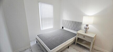 8 Highlands Ct in Owings Mills, MD - Building Photo - Building Photo