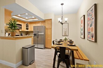 64 Costero Aisle in Irvine, CA - Building Photo - Building Photo