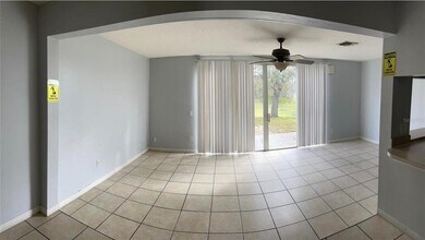 720 Caribbean Dr in Davenport, FL - Building Photo - Building Photo