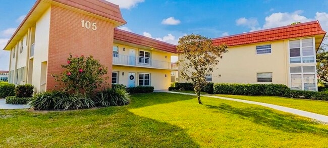 105 Spring Lake Ct