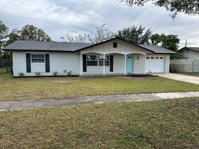 7126 Leighton Way in Orlando, FL - Building Photo