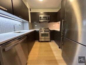 East 39th Street, Unit 15B in New York, NY - Building Photo - Building Photo