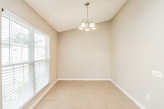 10547 Cherry Oak Cir in Orlando, FL - Building Photo - Building Photo