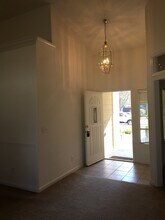 251 W Serena Ave in Clovis, CA - Building Photo - Building Photo