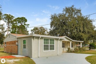 4235 Key Vega Ct in Jacksonville, FL - Building Photo - Building Photo