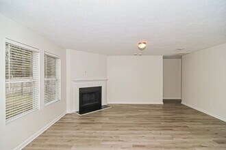 2716 Miranda Dr, Unit 3B in Murfreesboro, TN - Building Photo - Building Photo