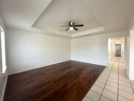 4 Pinto Cir in Texarkana, TX - Building Photo