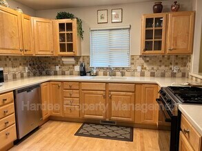 830 E Riverpark Ln in Boise, ID - Building Photo - Building Photo