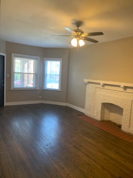 7122 S Normal Blvd-Unit -2S in Chicago, IL - Building Photo