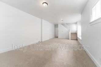 1125 N Dearborn St in Indianapolis, IN - Foto de edificio - Building Photo