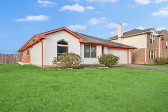 1530 Hunter Green Ln in Fresno, TX - Building Photo - Building Photo